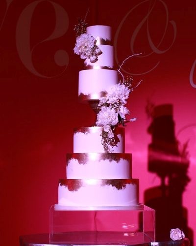 cakes with flowers on the table at TSE Wedding Gala 2015